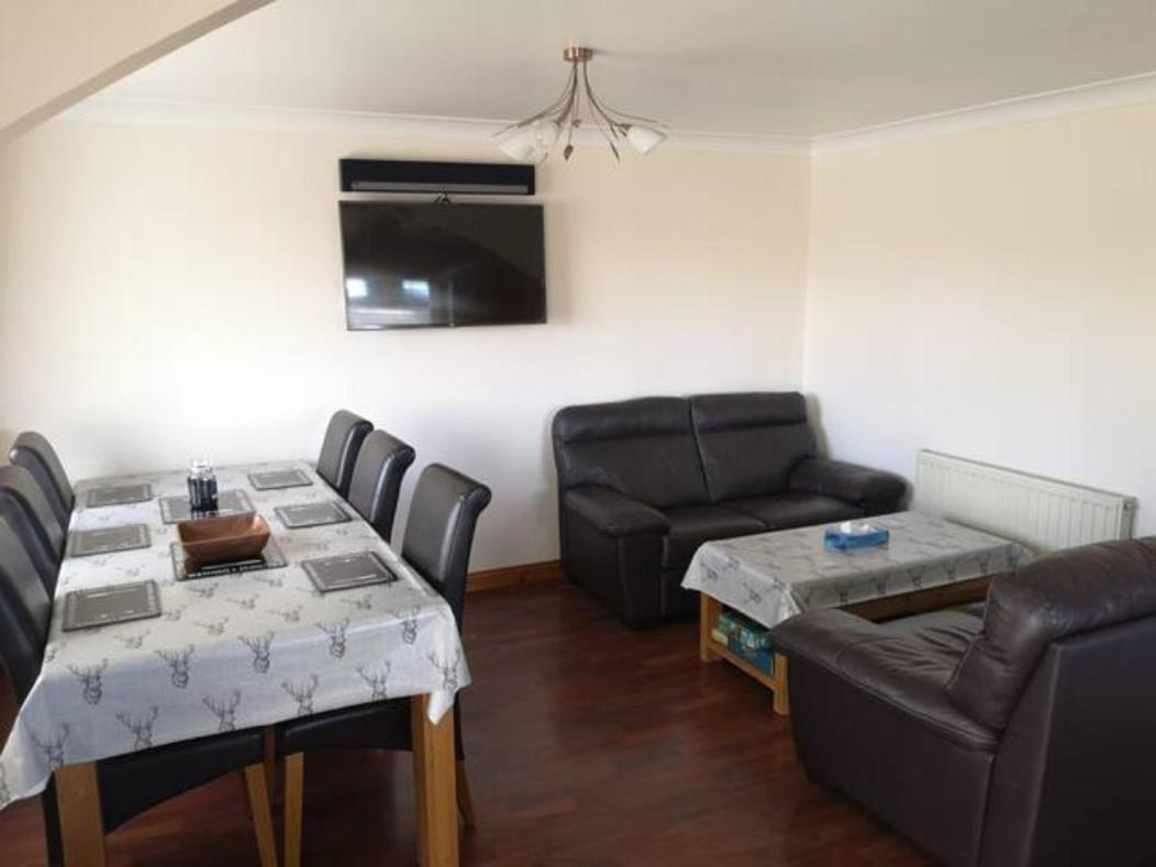 Large Private 3 Bed Bungalow Villa Сторноуей Екстериор снимка